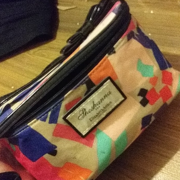 Makeup Bag - Picture 1 of 1